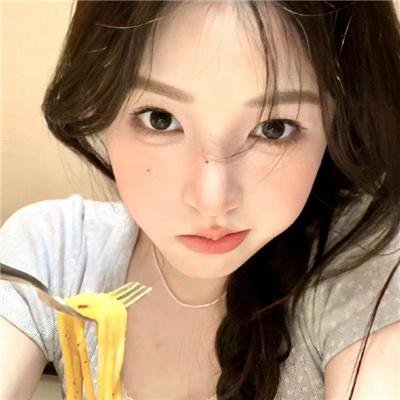 唱歌的六个女人